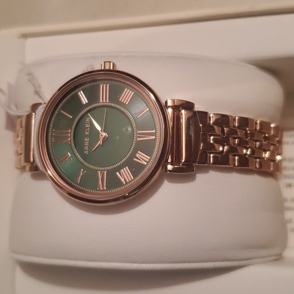 Wrist watch - Picture 4 of 6